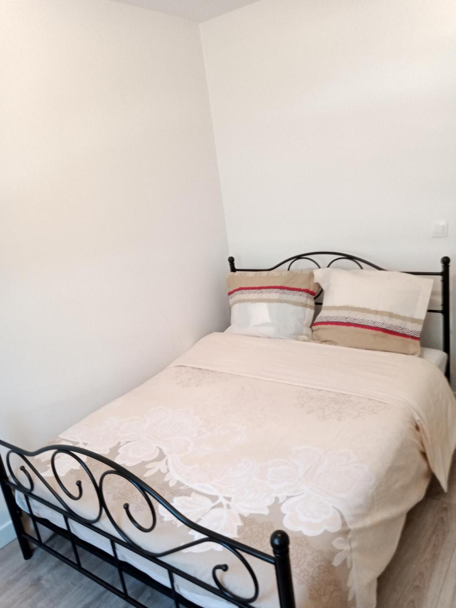 Joli Apartment กลีชี ภายนอก รูปภาพ